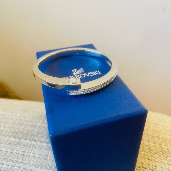 Swarovski “Get Narrow” Bangle - Picture 3 of 10